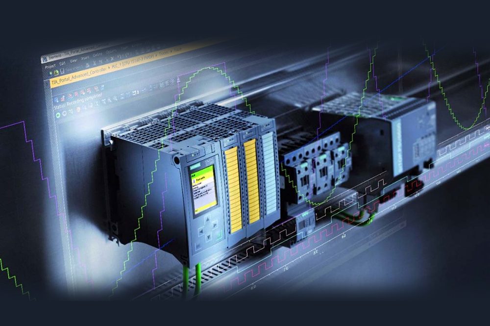 Controlador lógico programable Siemens con software de programación TIA Portal